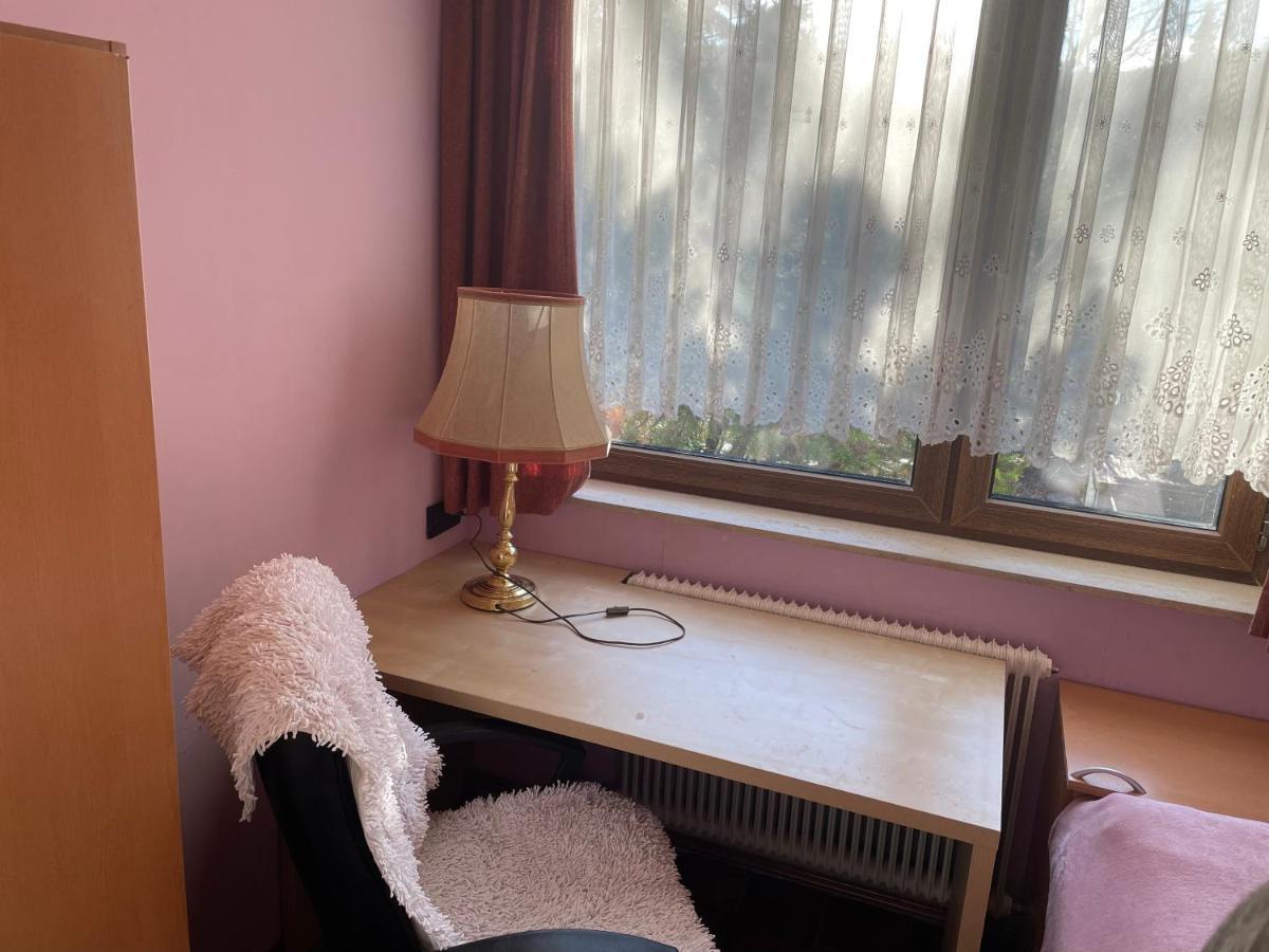 Suburb Hostel بوركيرسدورف المظهر الخارجي الصورة